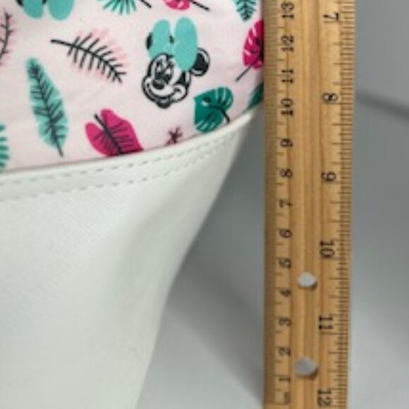 NWT Minnie Mouse Weekender/Diaper bag - Picture 4 of 4